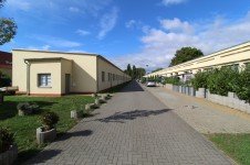 Hauptbild Terrasenwohnung mit Reihenhauscharakter, Stellplatz, Fußbodenheizung, offener Küche in Stadtfeld!
